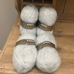 Patons Divine Yarn 4 Skeins Halo Blue Mohair Blend  142 Yards New Knitting